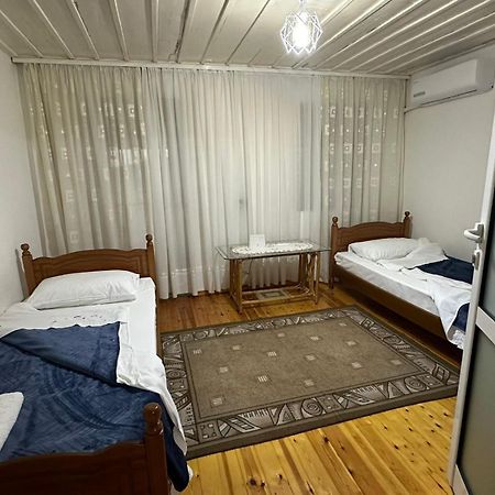 Geri Guesthouse Gjirokastër Buitenkant foto