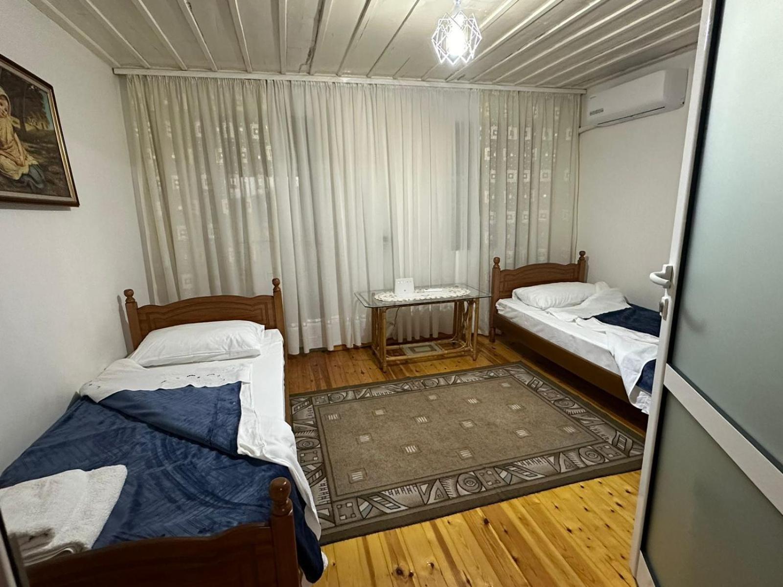 Geri Guesthouse Gjirokastër Buitenkant foto